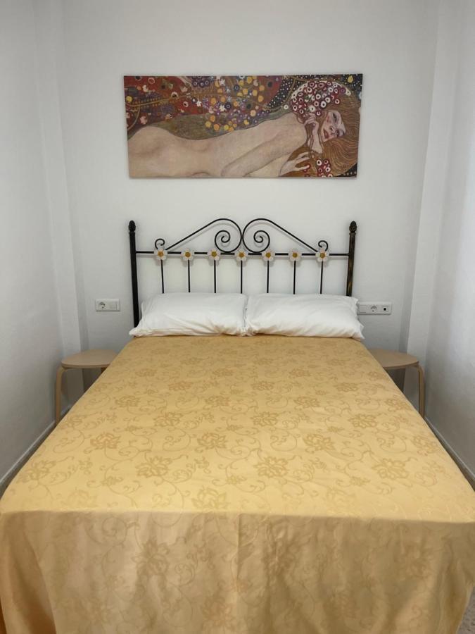 Casa La Victoria Apartment Malaga Bagian luar foto